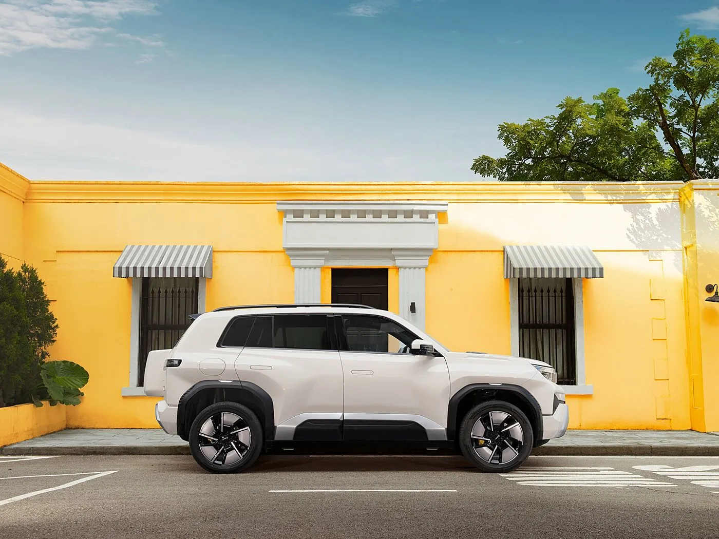 BYD Equation Leopard Titanium 3 SUV compact électrique pur avec autonomie CLTC de 501 km, L2 ADAS et performances AWD/RWD 4 portes et 5 sièges et régulateur de vitesse à pleine vitesse