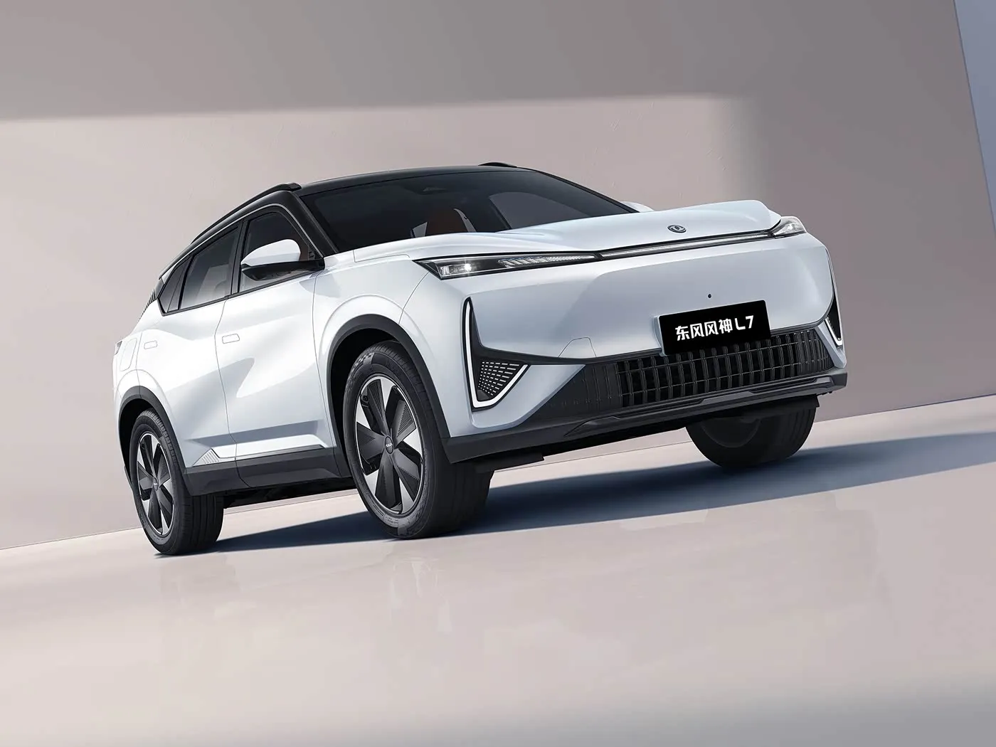 Dongfeng Aeolus L7 : SUV EV/PHEV 5 places Premium Touches Sièges en cuir Véhicule à énergie nouvelle longue autonomie