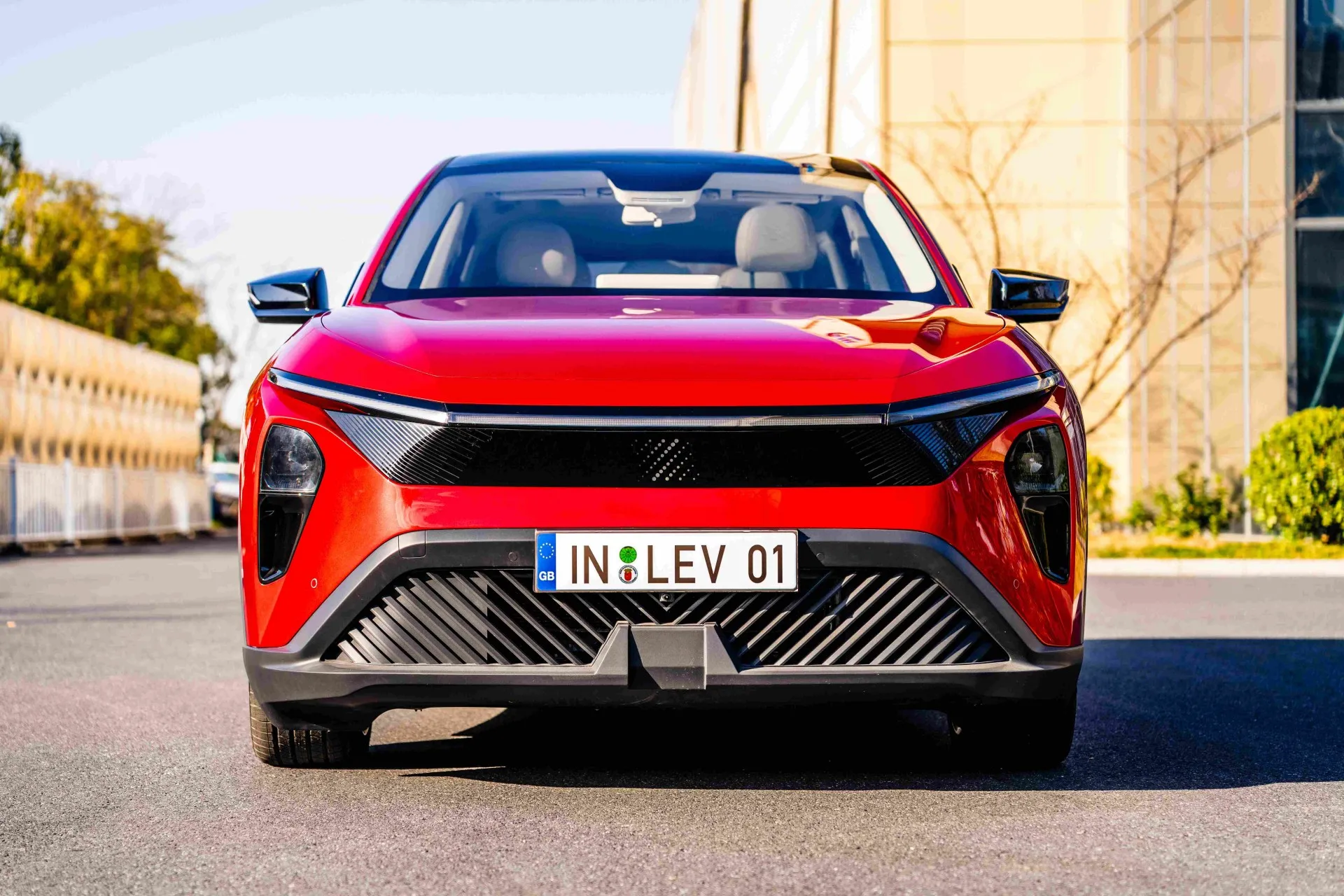 LEV01 SUV À CONDUITE À DROITE VÉHICULE À ÉNERGIE NOUVELLE EV empattement longue portée 5 sièges