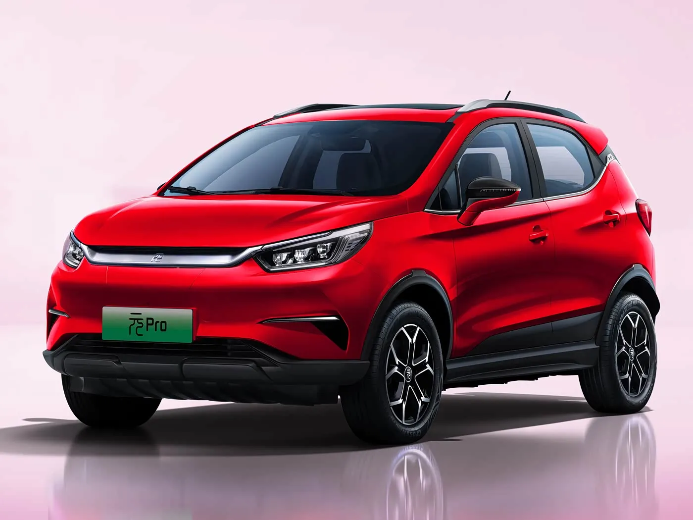 BYD Yuan Pro SUV électrique de luxe, autonomie de 320 km, fonctionnalités avancées pour la conduite urbaine, véhicule à énergie nouvelle