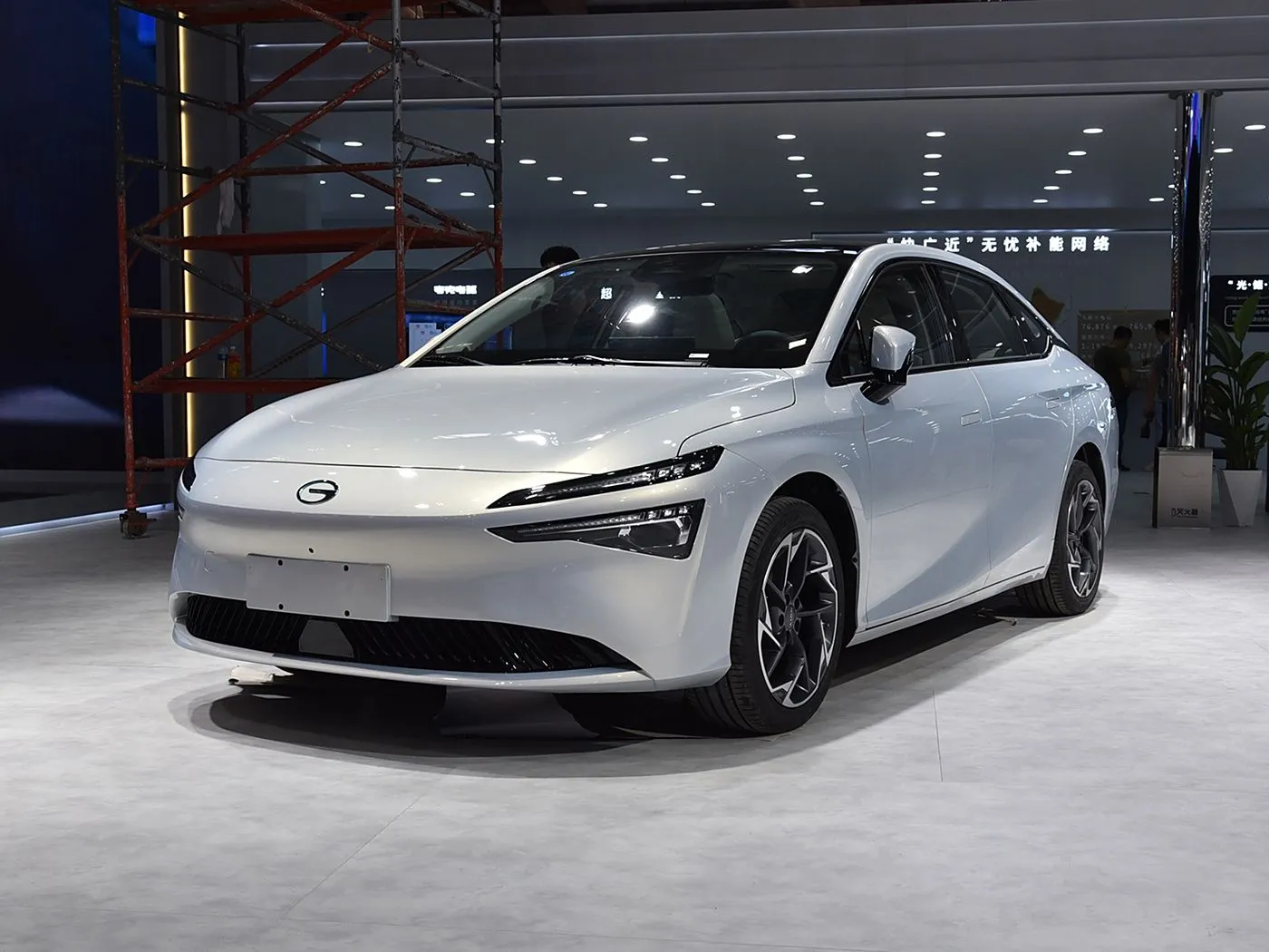 AION S MAX SUV électrique de luxe hybride EV avec fonctionnalités avancées à grande vitesse Véhicule écologique à énergie nouvelle
