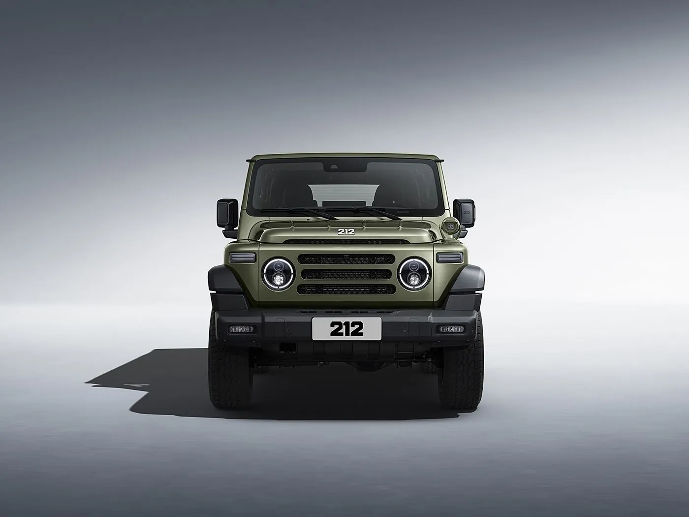 2025 BAIC 212 T01 SUV compact robuste 4 roues motrices essence/diesel 8AT et intérieur en cuir Volant chauffant en cuir Empattement long