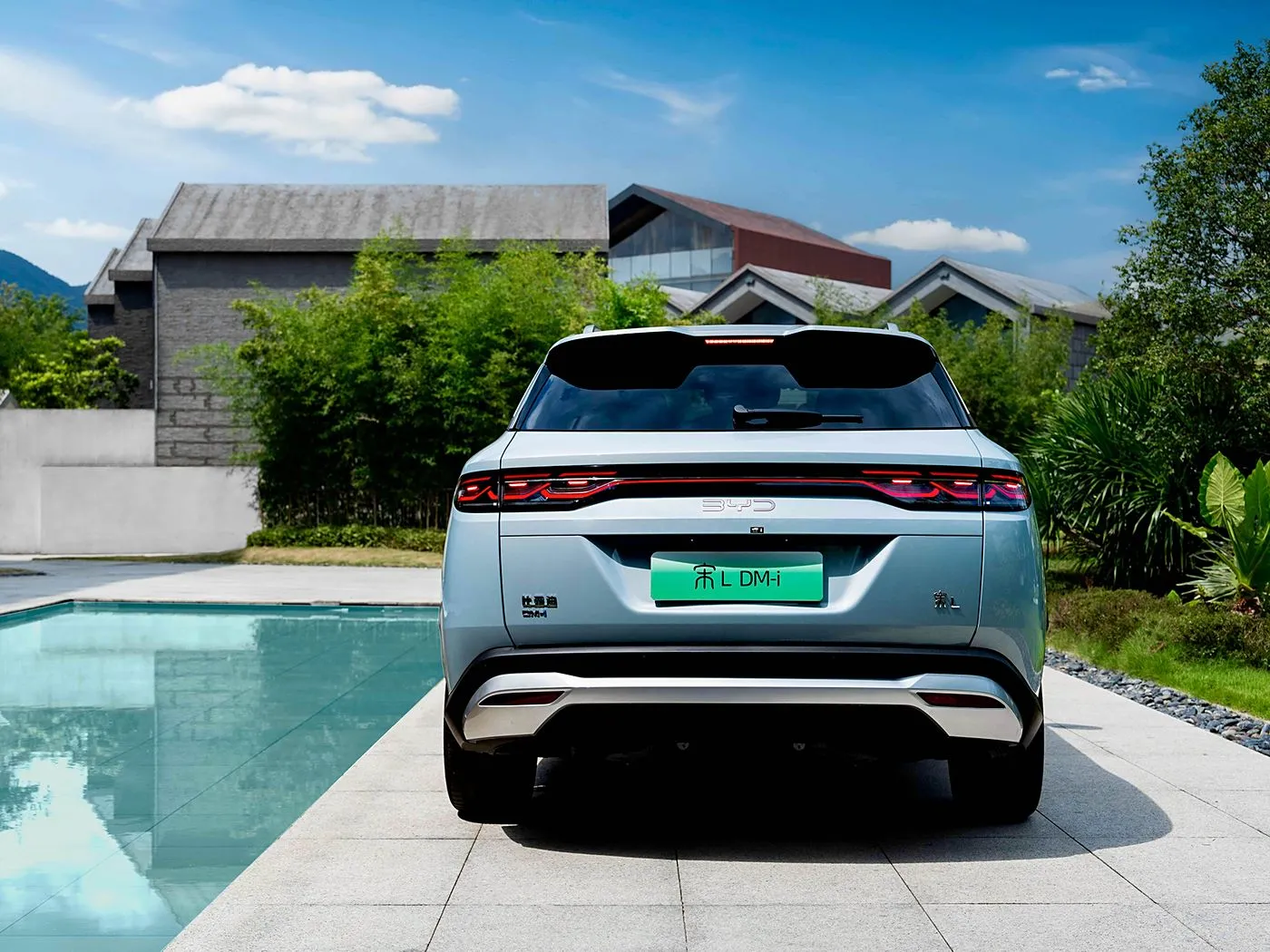 BYD Song L DM-i SUV compact PHEV Véhicule nouvelle énergie longue portée et haute vitesse DiPilot 2.0 Sièges chauffants Caméra panoramique 360°