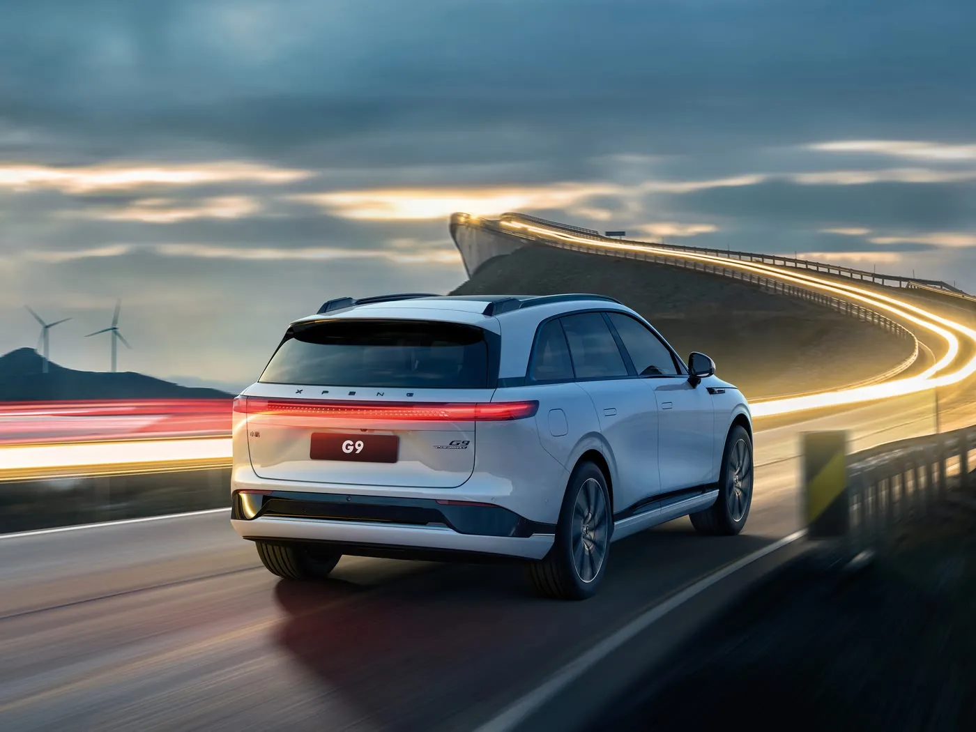 Xpeng G9 luxe 4 portes 5 places SUV véhicule électrique nouvelle énergie MPV hayon avec mode de conduite 4WD puissance PHEV et moteur EV gauche