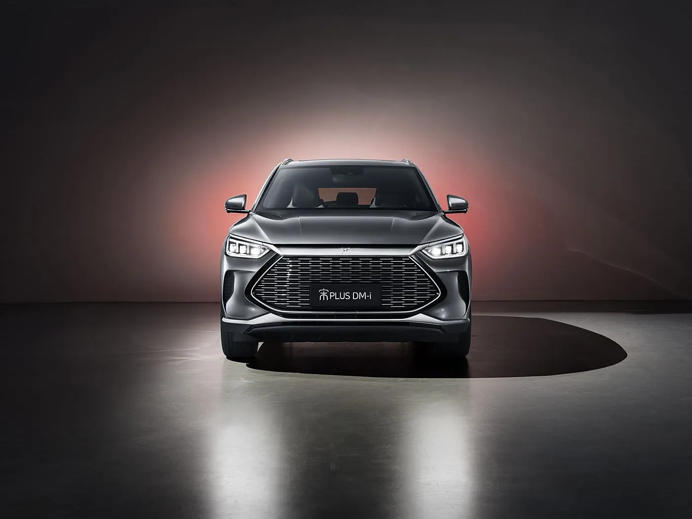 BYD Song Plus SUV Transmission intégrale automatique avec caméra arrière Sièges en cuir Carburant hybride Volant à gauche