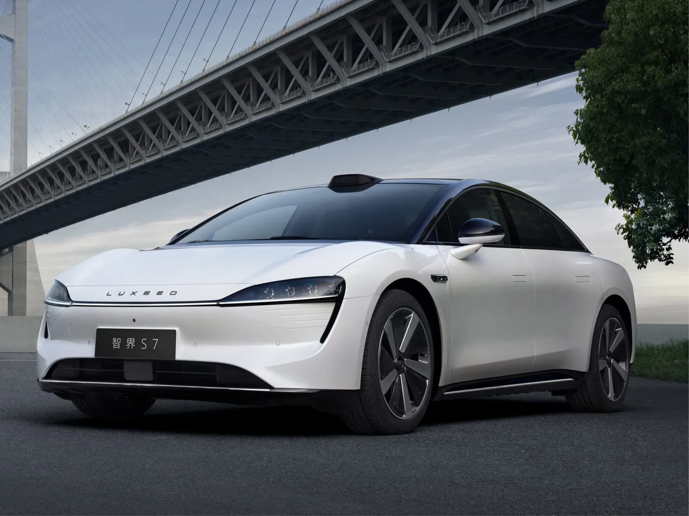 CHERY LUXEED S7 Exeed Véhicule électrique de luxe à nouvelle énergie avec RWD/AWD 4 portes et 5 sièges