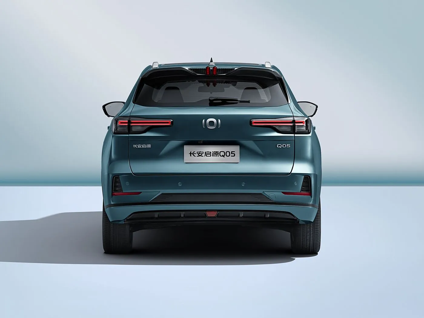 Changan NEVO Q05 SUV Électrique Hybride Longue Autonomie Boîte de Vitesses Automatique 5 Portes 5 Places Intérieur Cuir Gauche