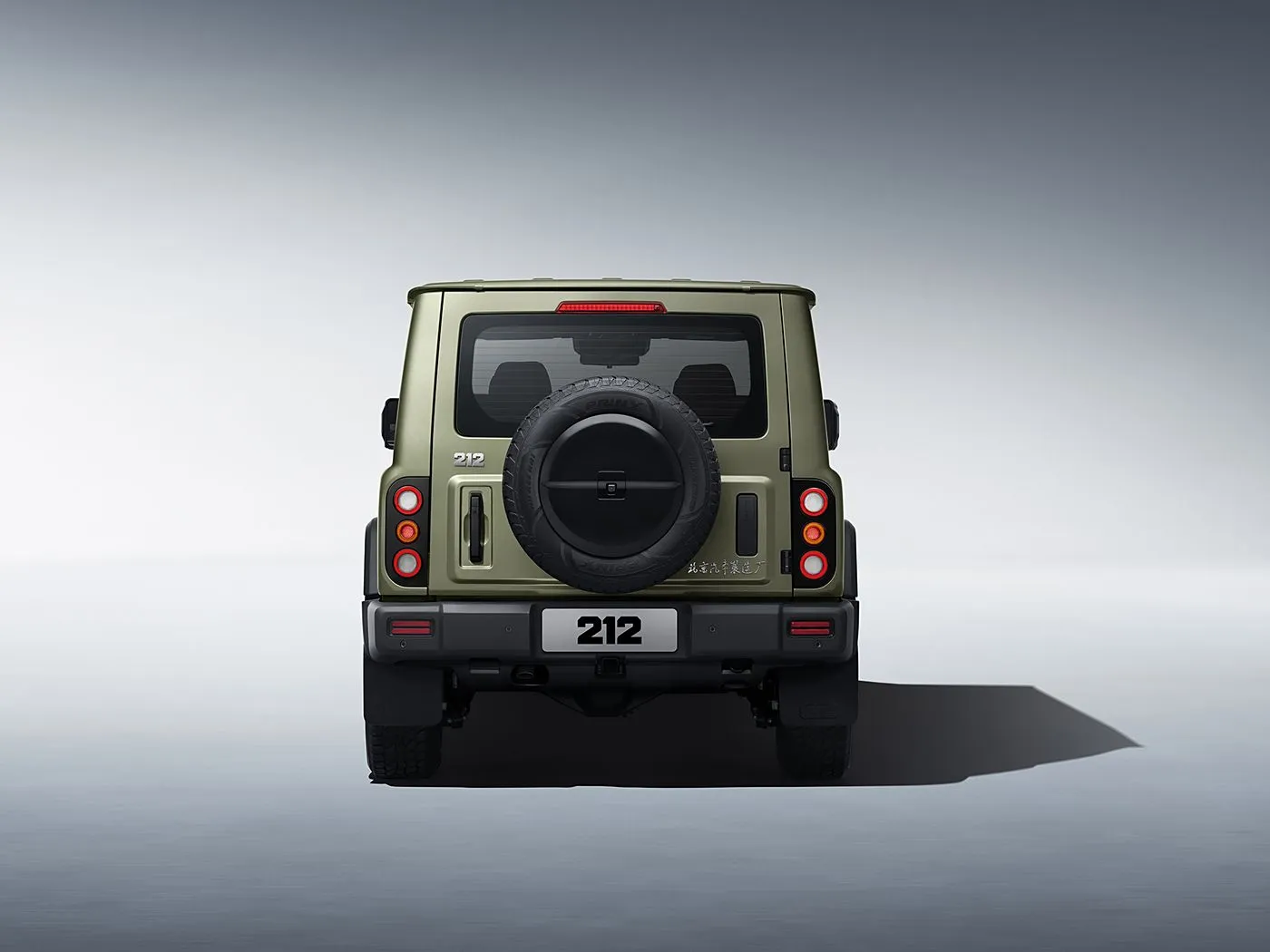 2025 BAIC 212 T01 SUV compact robuste 4 roues motrices essence/diesel 8AT et intérieur en cuir Volant chauffant en cuir Empattement long