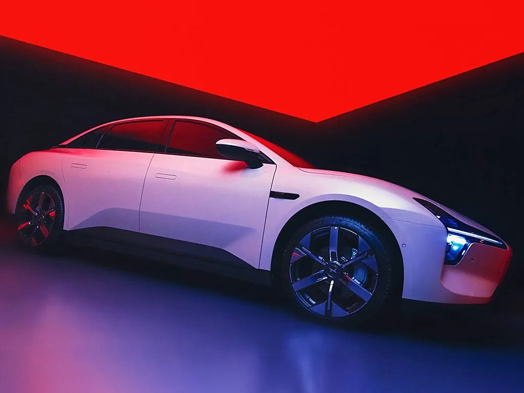Xiaopeng 2025 Mona M03 Berline électrique longue portée 515 km Véhicule à nouvelle énergie SUV et hayon EV Batterie au lithium