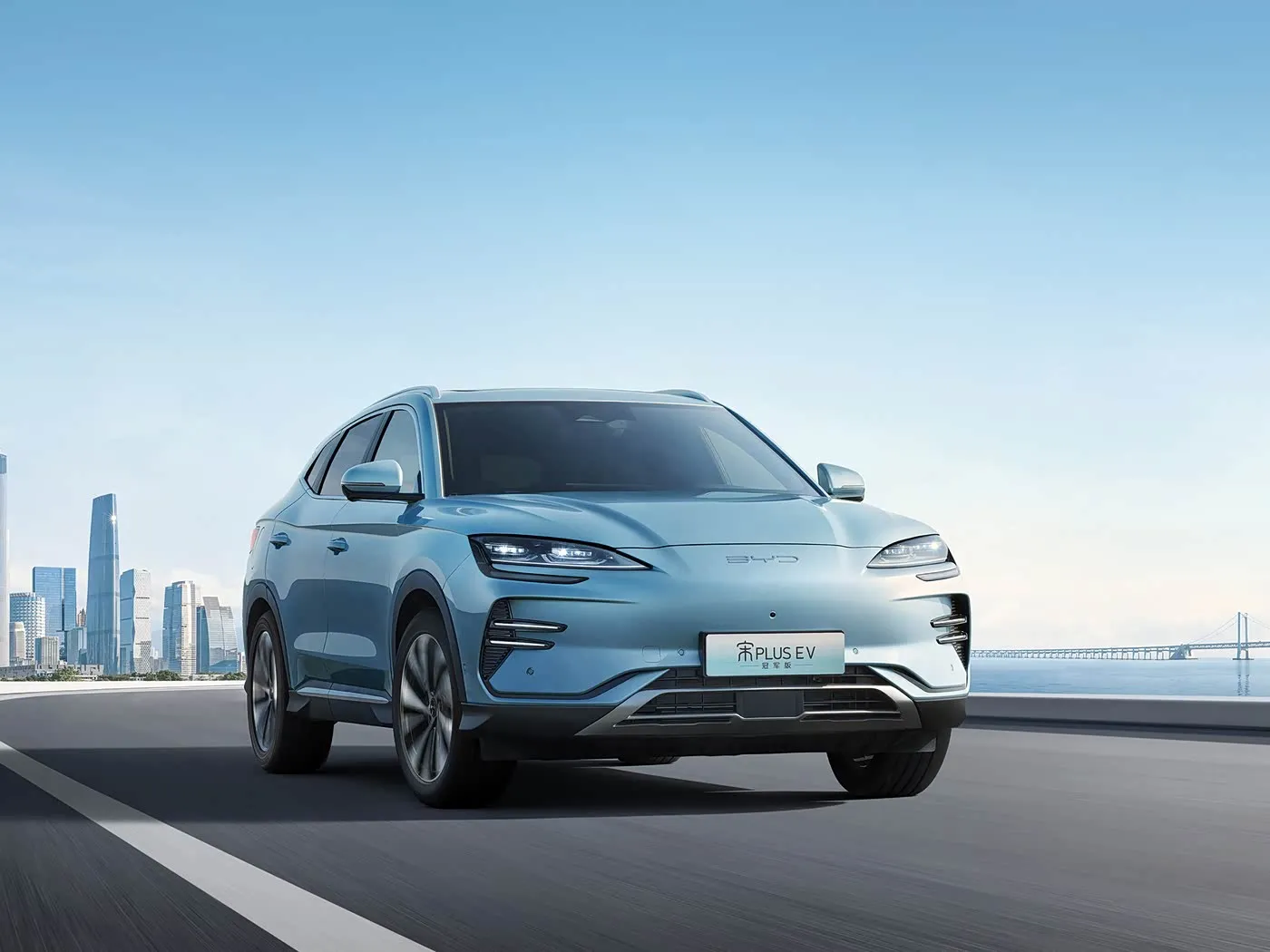 BYD Song Plus SUV Transmission intégrale automatique avec caméra arrière Sièges en cuir Carburant hybride Volant à gauche