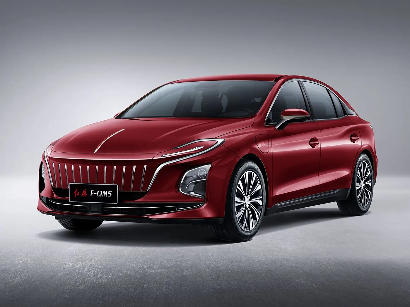 Hongqi E-QM5 Berline EV spacieuse à empattement long et longue portée, véhicule électrique à nouvelle énergie pure