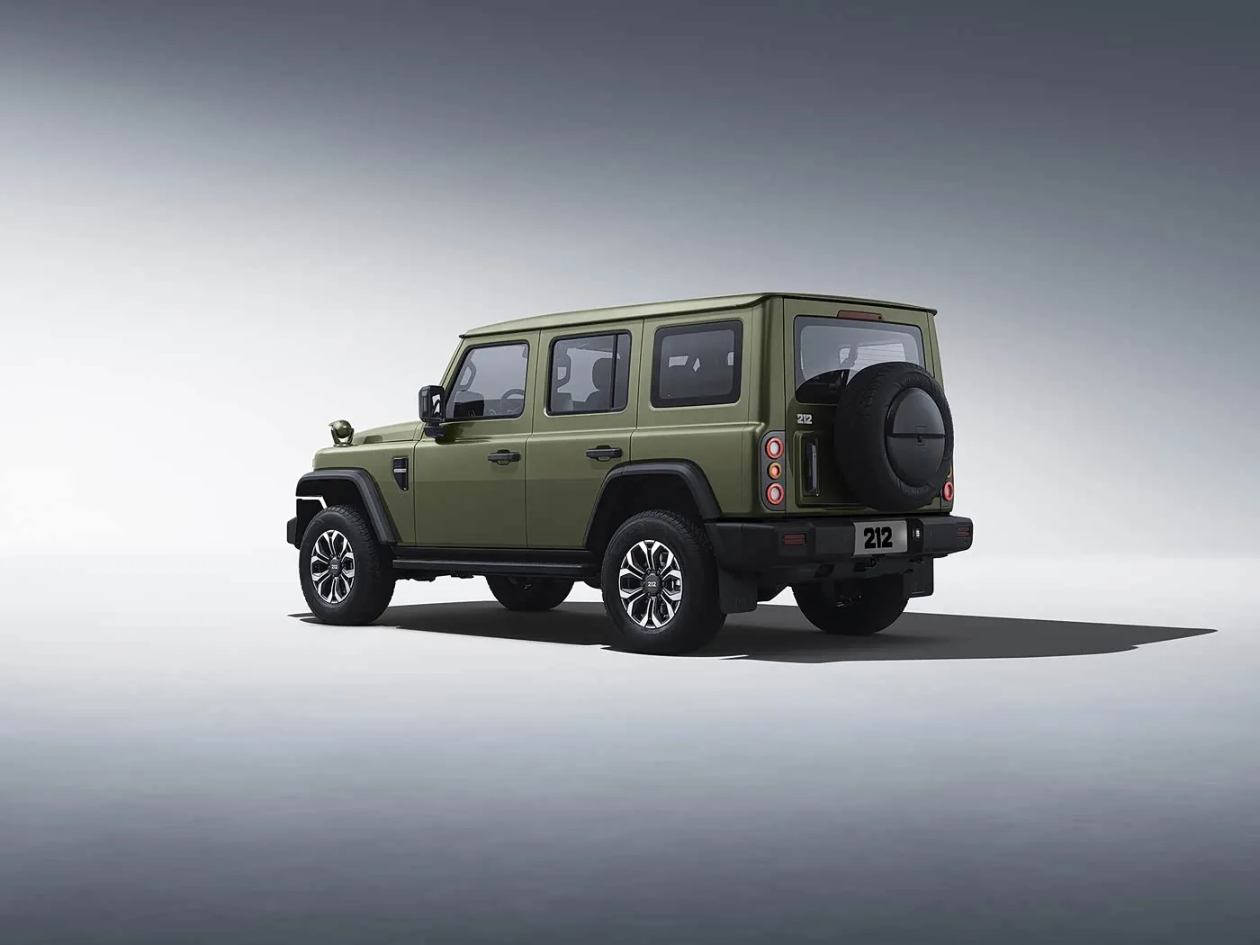 2025 BAIC 212 T01 SUV compact robuste 4 roues motrices essence/diesel 8AT et intérieur en cuir Volant chauffant en cuir Empattement long