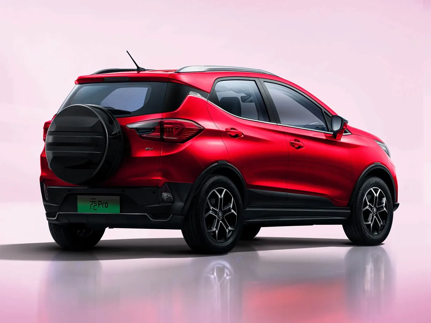 BYD Yuan Pro SUV électrique de luxe, autonomie de 320 km, fonctionnalités avancées pour la conduite urbaine, véhicule à énergie nouvelle