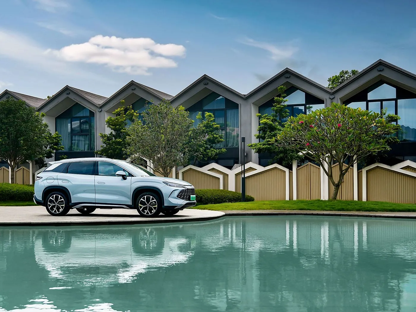 BYD Song L DM-i SUV compact PHEV Véhicule nouvelle énergie longue portée et haute vitesse DiPilot 2.0 Sièges chauffants Caméra panoramique 360°