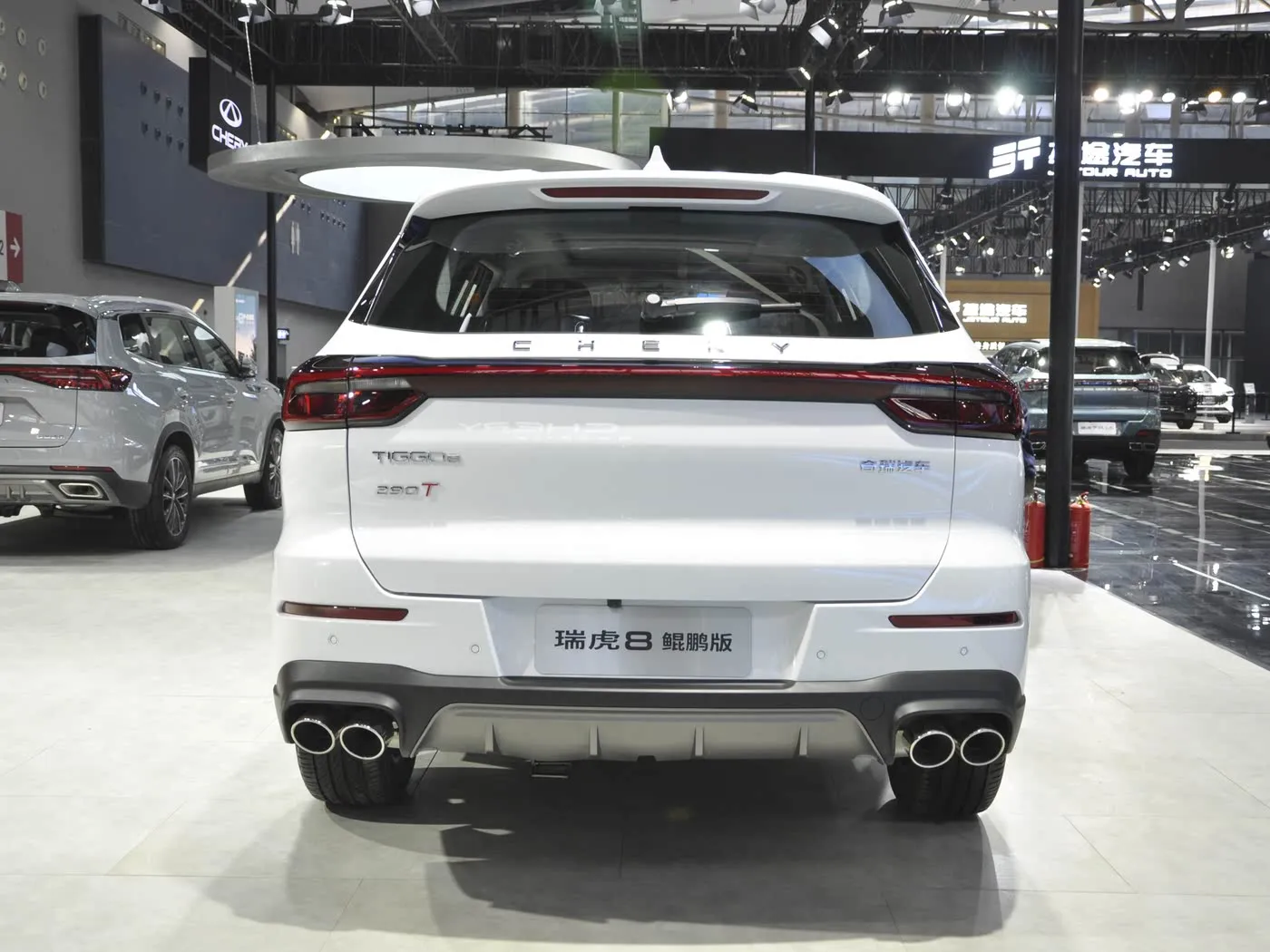 Chery RUIHU8 Tiggo Turbo SUV offre spéciale Euro VI R18 cuir nouveau automatique FWD R18 alliage métal choc gaz/essence conduite à gauche foncé
