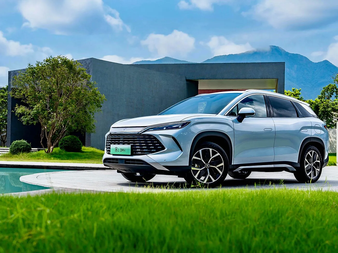 BYD Song L DM-i SUV compact PHEV Véhicule nouvelle énergie longue portée et haute vitesse DiPilot 2.0 Sièges chauffants Caméra panoramique 360°
