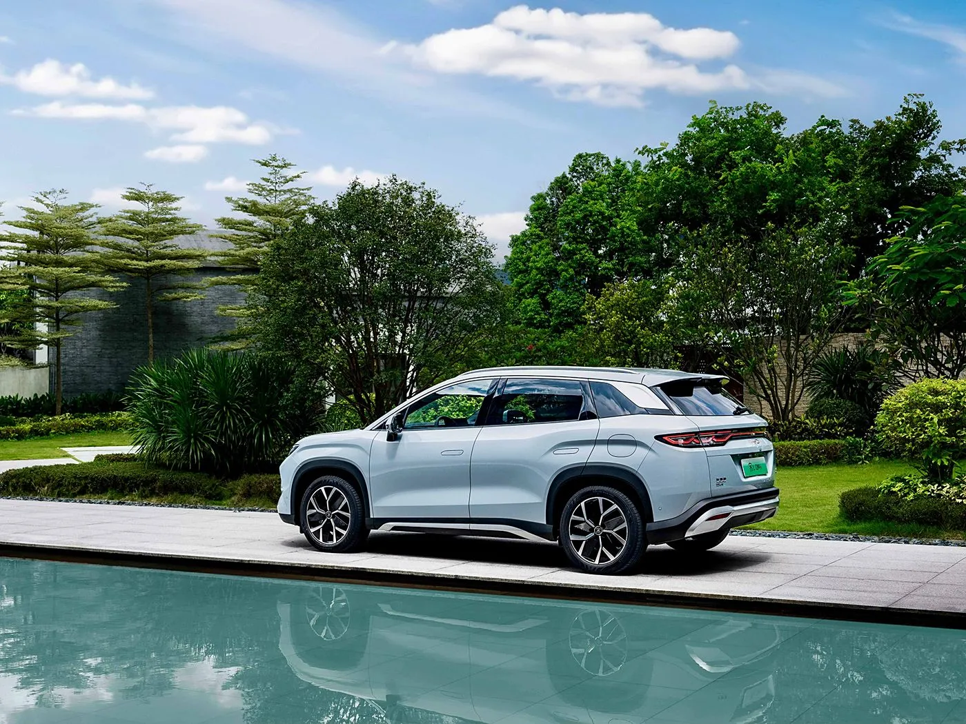 BYD Song L DM-i SUV compact PHEV Véhicule nouvelle énergie longue portée et haute vitesse DiPilot 2.0 Sièges chauffants Caméra panoramique 360°