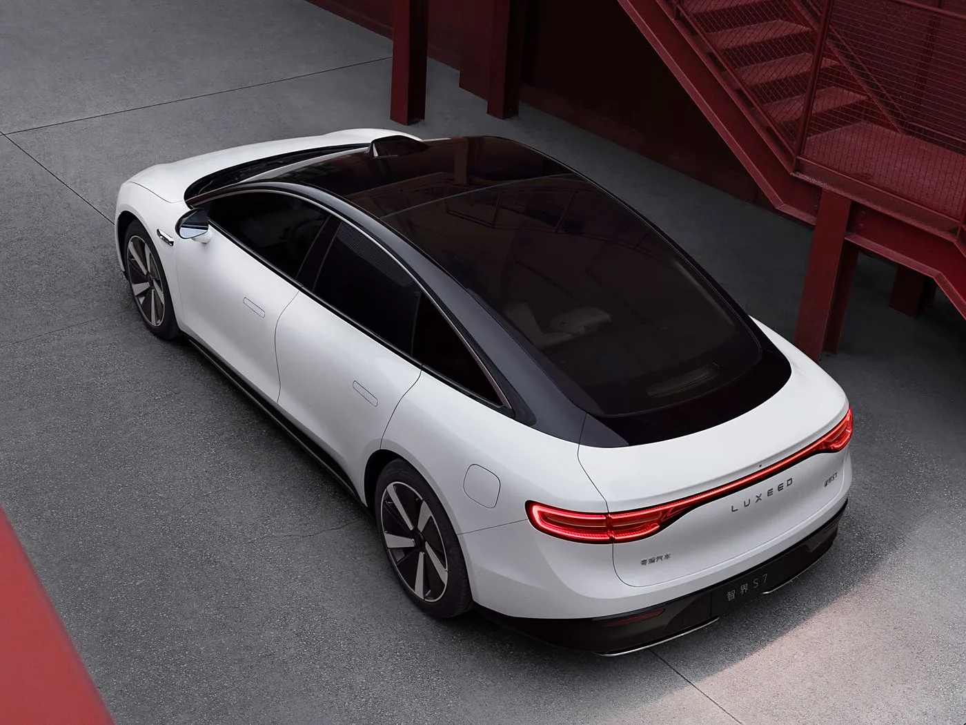 CHERY LUXEED S7 Exeed Véhicule électrique de luxe à nouvelle énergie avec RWD/AWD 4 portes et 5 sièges