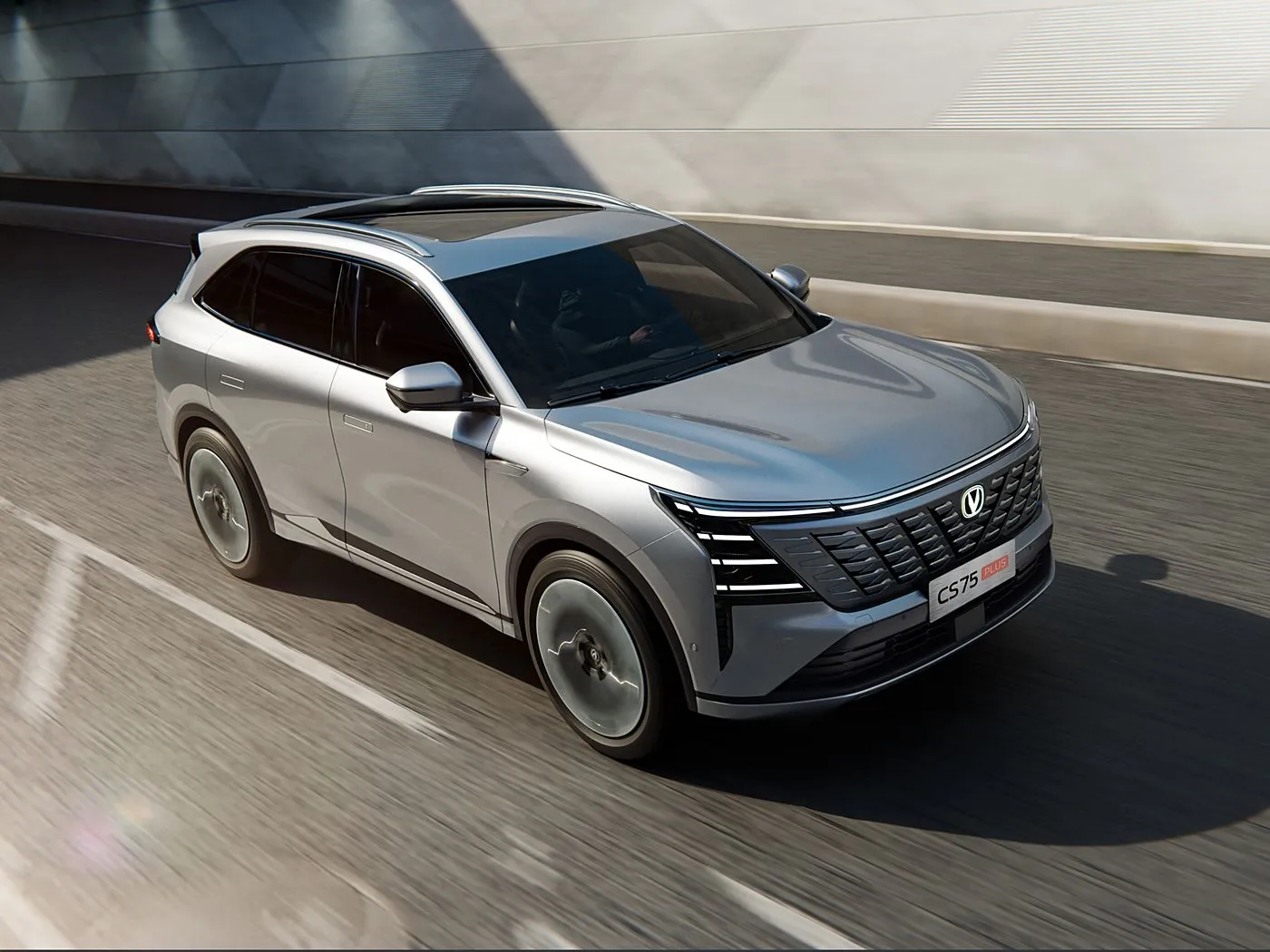 Changan CS75 PLUS 1.5T/2.0T SUV compact avec assistance L2.5, écran tactile 15,6" et empattement long