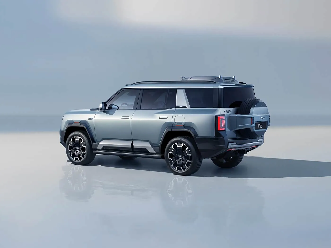 BYD Leopard 8 SUV PHEV de luxe 505HP SUV tout-terrain avancé 2.0T SUV électrique hybride rechargeable avec technologie de châssis Cloud